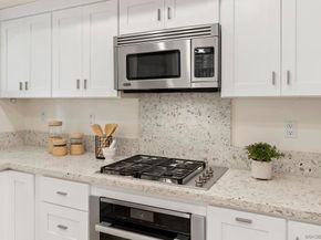 7520 Draper Ave 3, La Jolla CA 92037