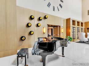 700 W E St 1905, San Diego CA 92101