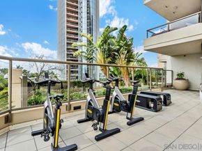 700 W E St 1905, San Diego CA 92101