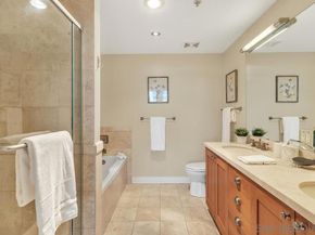 700 W E St 1905, San Diego CA 92101