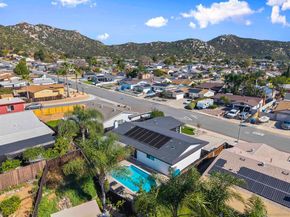 10252 Santana Street, Santee CA 92071