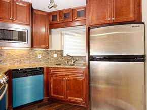 7509 Draper Ave 306, La Jolla CA 92037