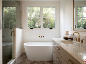 3770 May Street, Los Angeles CA 90066