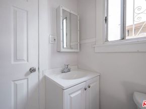 136 W 82nd Street, Los Angeles CA 90003