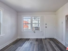 136 W 82nd Street, Los Angeles CA 90003