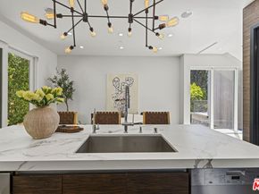 2756 Westshire Drive, Los Angeles CA 90068