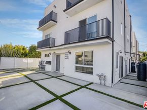 5436 Romaine Street, Los Angeles CA 90038