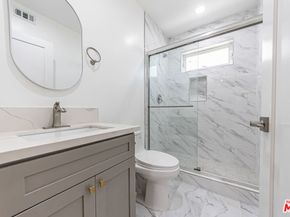 5436 Romaine Street, Los Angeles CA 90038