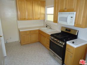 6501 W 87th Place, Los Angeles CA 90045