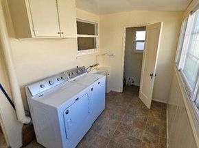 6501 W 87th Place, Los Angeles CA 90045