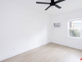 2008 Strongs Drive, Venice CA 90291