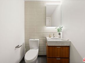 1755 Ocean Avenue 801, Santa Monica CA 90401