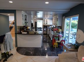 2241 Flintridge Drive, Glendale CA 91206