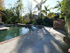 2241 Flintridge Drive, Glendale CA 91206