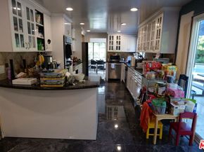 2241 Flintridge Drive, Glendale CA 91206