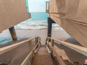 27112 Malibu Cove Colony Drive, Malibu CA 90265