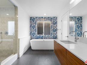 2226 Ronda Vista Drive, Los Angeles CA 90027