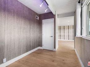 2226 Ronda Vista Drive, Los Angeles CA 90027