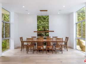 3728 S Barrington Avenue, Los Angeles CA 90066