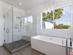 3728 S Barrington Avenue, Los Angeles CA 90066