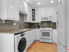 1515 S Beverly Drive 202, Los Angeles CA 90035