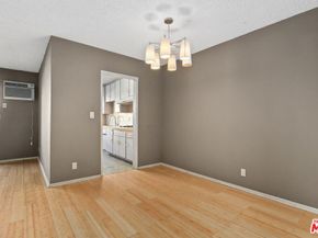 1233 N Laurel Avenue 103, West Hollywood CA 90046