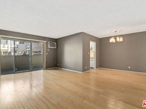 1233 N Laurel Avenue 103, West Hollywood CA 90046