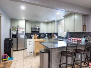 1191 Sunset Avenue, Pasadena CA 91103