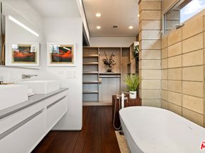 1308 Pacific Avenue, Venice CA 90291