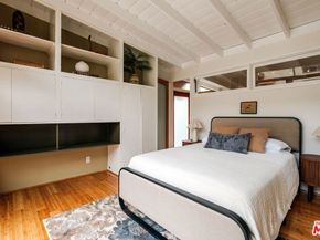 3061 Landa Street, Los Angeles CA 90039