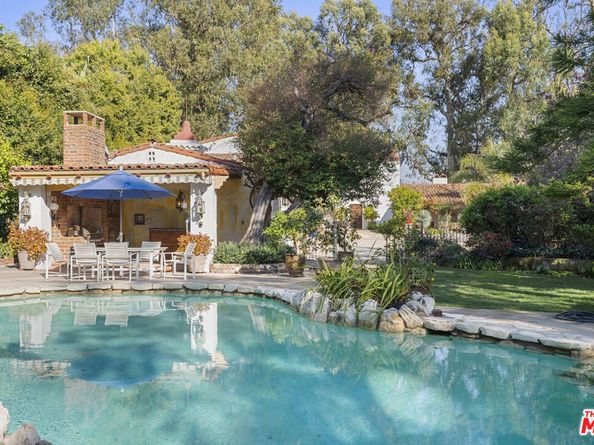 334 N Carmelina Avenue, Los Angeles CA 90049