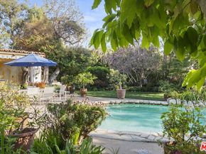 334 N Carmelina Avenue, Los Angeles CA 90049