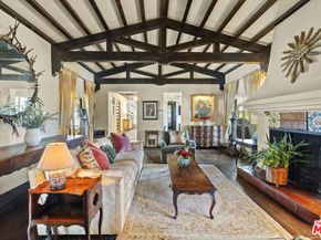 334 N Carmelina Avenue, Los Angeles CA 90049