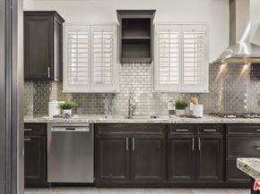 5761 W Olympic Boulevard, Los Angeles CA 90036