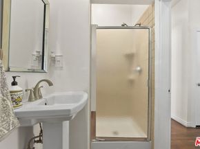 5761 W Olympic Boulevard, Los Angeles CA 90036