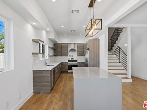 5637 Riverton Avenue, North Hollywood CA 91601