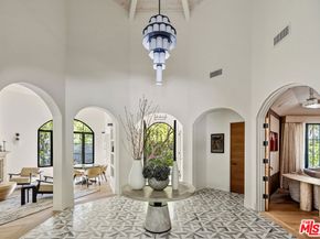 7651 Willow Glen Road, Los Angeles CA 90046