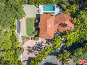 7651 Willow Glen Road, Los Angeles CA 90046