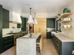 7651 Willow Glen Road, Los Angeles CA 90046