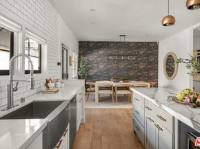940 Westchester Place, Los Angeles CA 90019