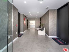 1017 N Croft Avenue 201, Los Angeles CA 90069