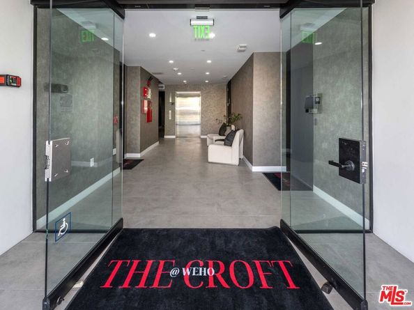 1017 N Croft Avenue 201, Los Angeles CA 90069