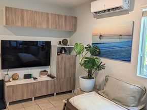 5710 Vineland Avenue, North Hollywood CA 91601