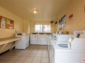 719 N Eucalyptus Avenue 6A, Inglewood CA 90302