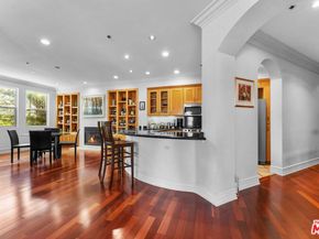 850 N Croft Avenue 302, Los Angeles CA 90069