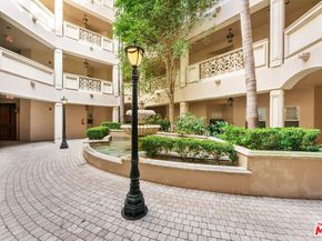 850 N Croft Avenue 302, Los Angeles CA 90069
