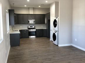 1213 W 93rd Street, Los Angeles CA 90044