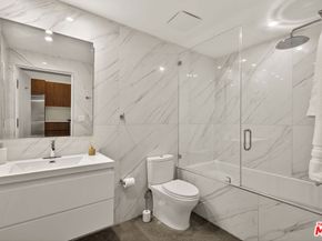 4115 Glencoe Avenue 107, Marina Del Rey CA 90292