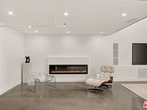 4115 Glencoe Avenue 107, Marina Del Rey CA 90292