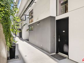 4115 Glencoe Avenue 107, Marina Del Rey CA 90292